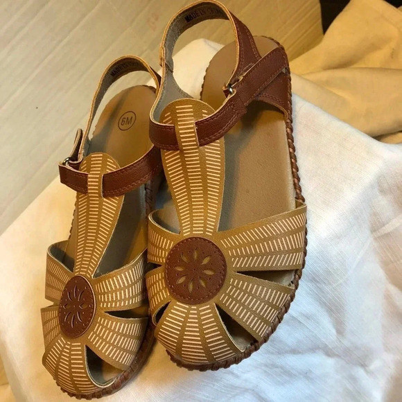 Light weight Summer comfortable Sandals women size 6M - Picture 5 of 7